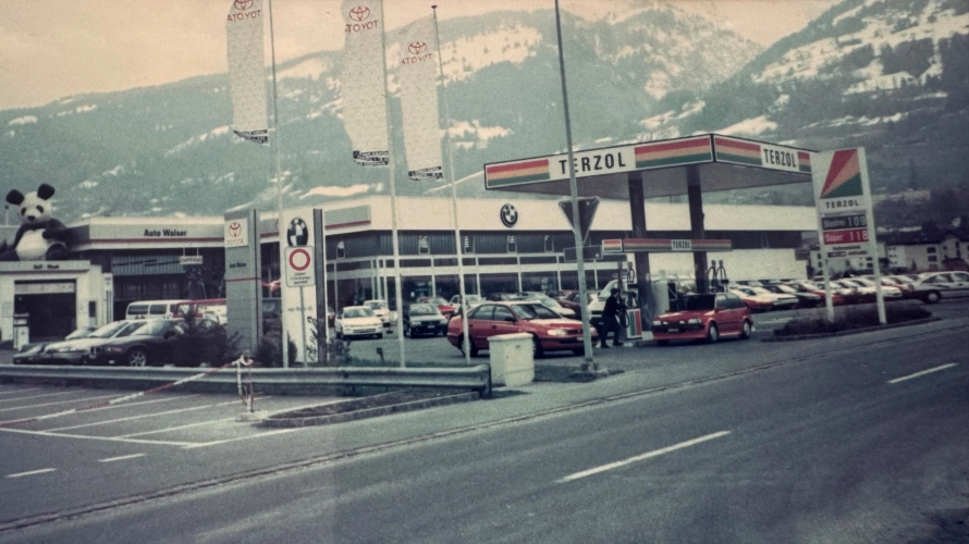 Eröffnung des Firmengebäudes in Wangs